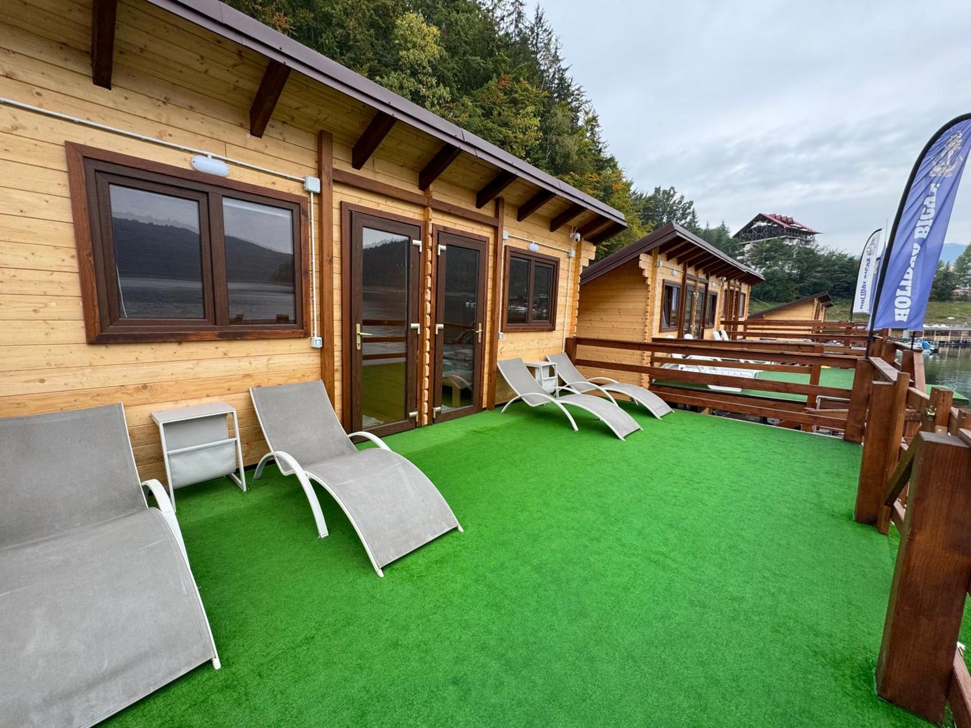 Holiday Bicaz Bungalows On The Lake Zewnętrze zdjęcie